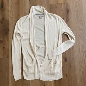 BANANA REPUBLIC CREAM SWEATER CARDIGAN SIZE SMALL